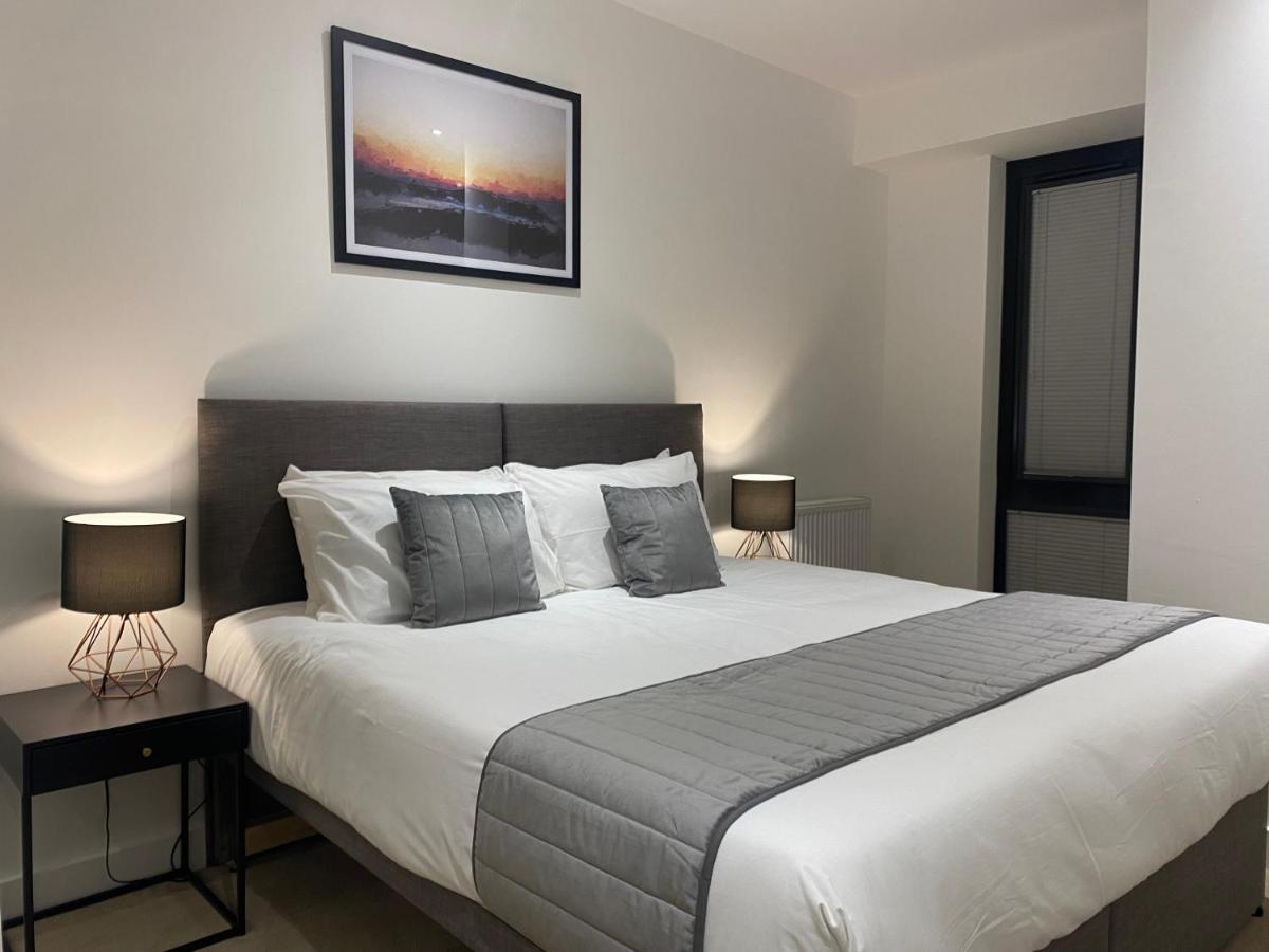 Roomotel - Broadoaks Apartments Solihull Exterior foto