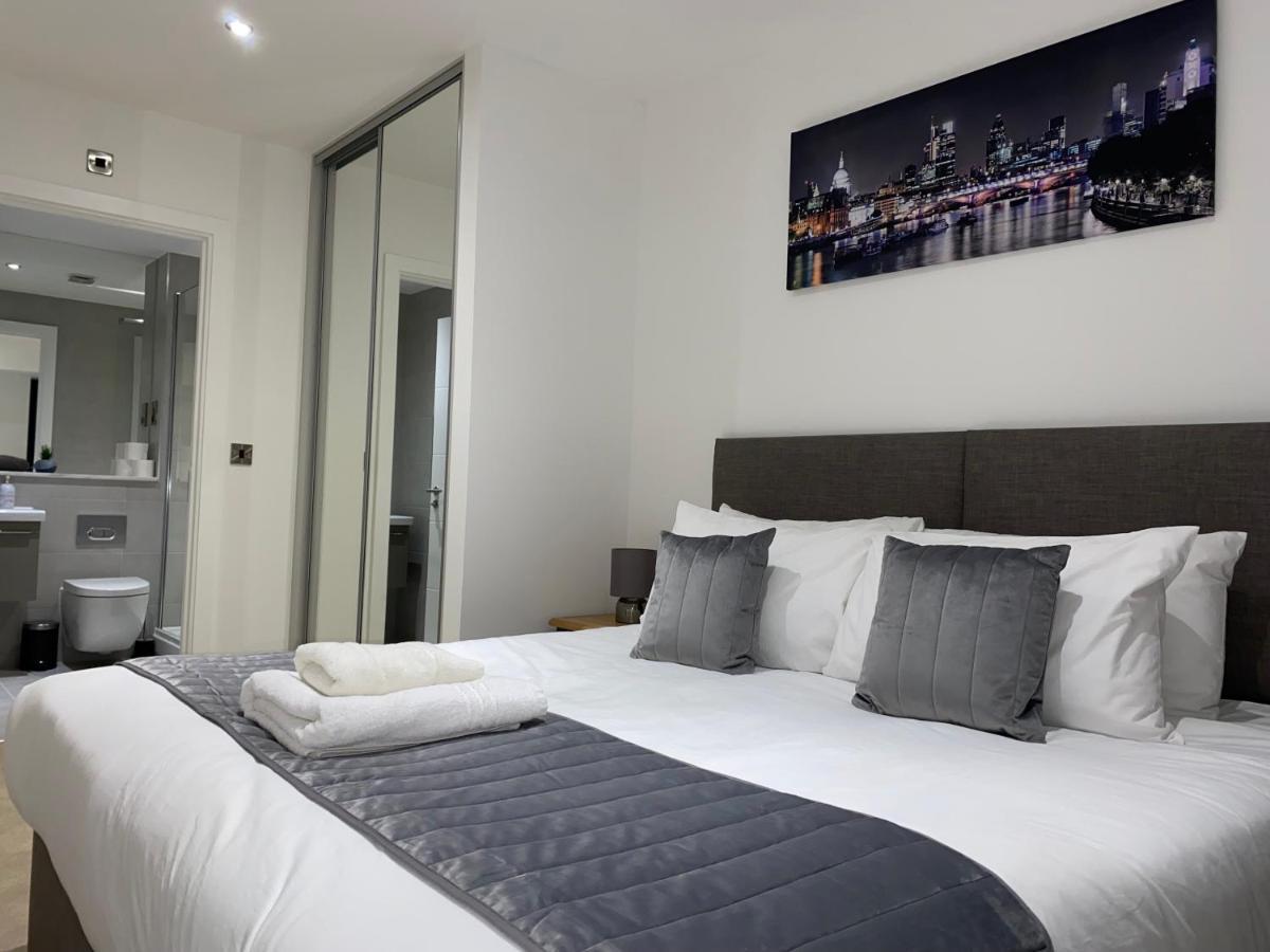 Roomotel - Broadoaks Apartments Solihull Exterior foto