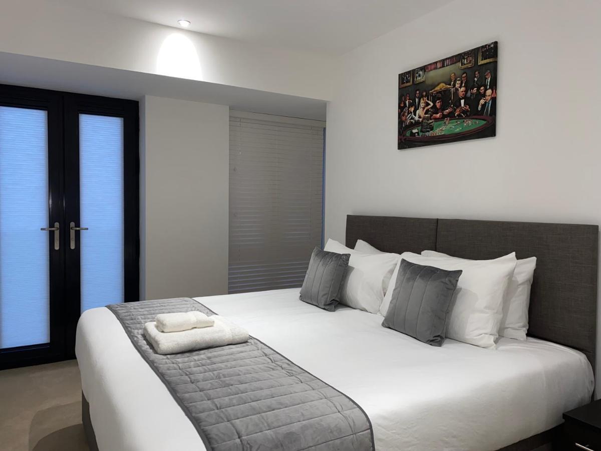 Roomotel - Broadoaks Apartments Solihull Exterior foto